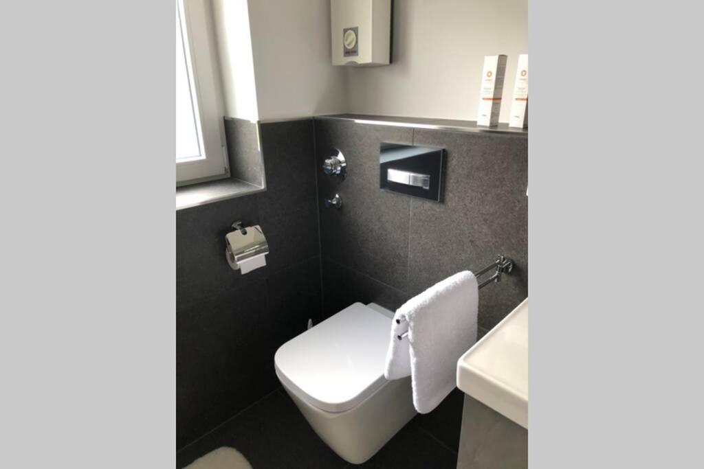 Ferienwohnung Wohnung Krefeld Forstwald Hoeltehoffe Esterno foto