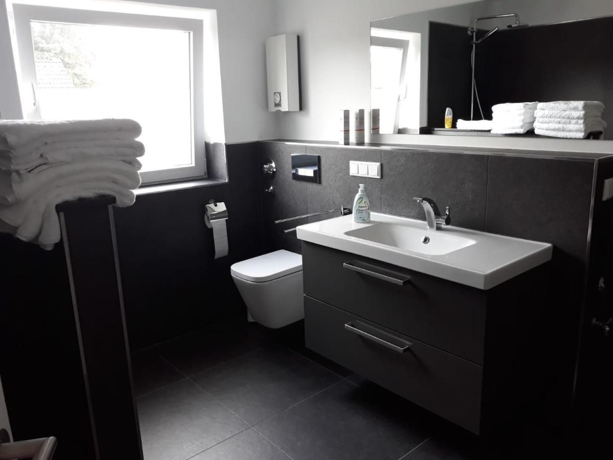 Ferienwohnung Wohnung Krefeld Forstwald Hoeltehoffe Esterno foto